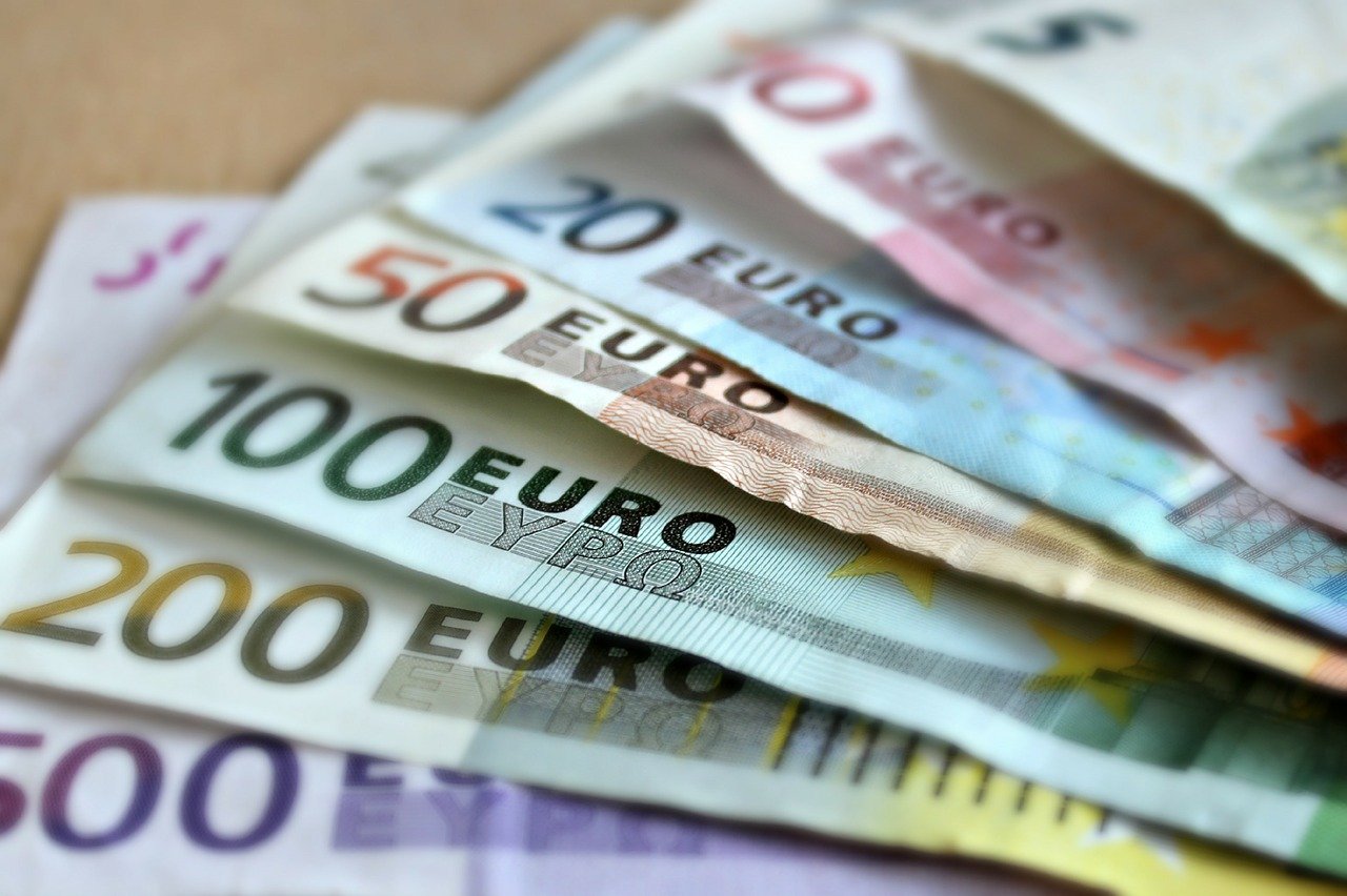Η Αυτοματοποίηση των Παροχών και η Εποχή της «Προληπτικής» Κοινωνικής Πρόνοιας (2026-2035)
