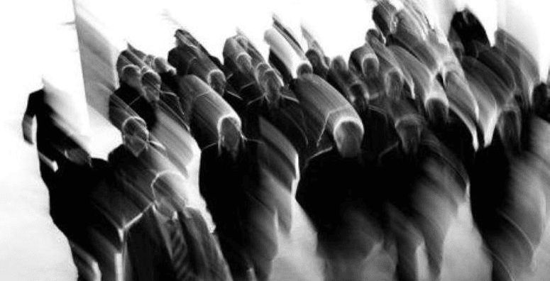 Η Κρίση της Αντιπροσώπευσης και η Ανάδυση της Αλγοριθμικής Δημοκρατίας (2026-2035)
